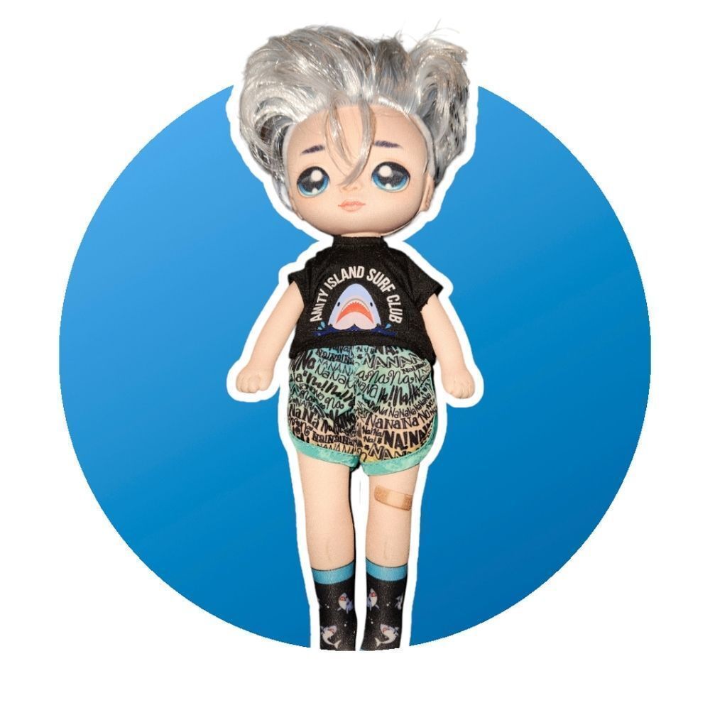 NEW Na Na Na Surprise Teens Quinn Nash 11” Doll